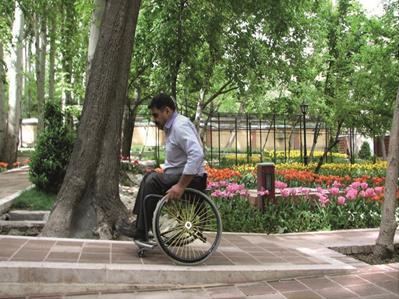 باز طراحي ورودي‌ بوستان‌هاي شهر قزوين براي استفاده معلولين